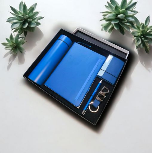 Picture of NEW YEAR DIARY 2026 .GIFT SET.