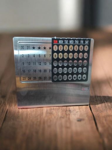 Picture of SILVER SS MONTH TABLE CALENDER.