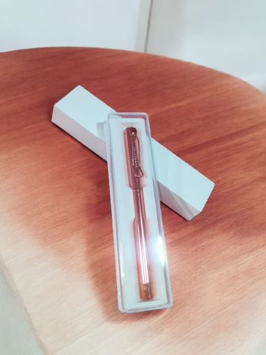 Picture of ROSEGOLD ROLLER PEN.