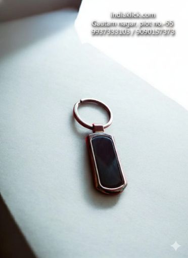 Picture of BLACK METAL KEY CAHIN.